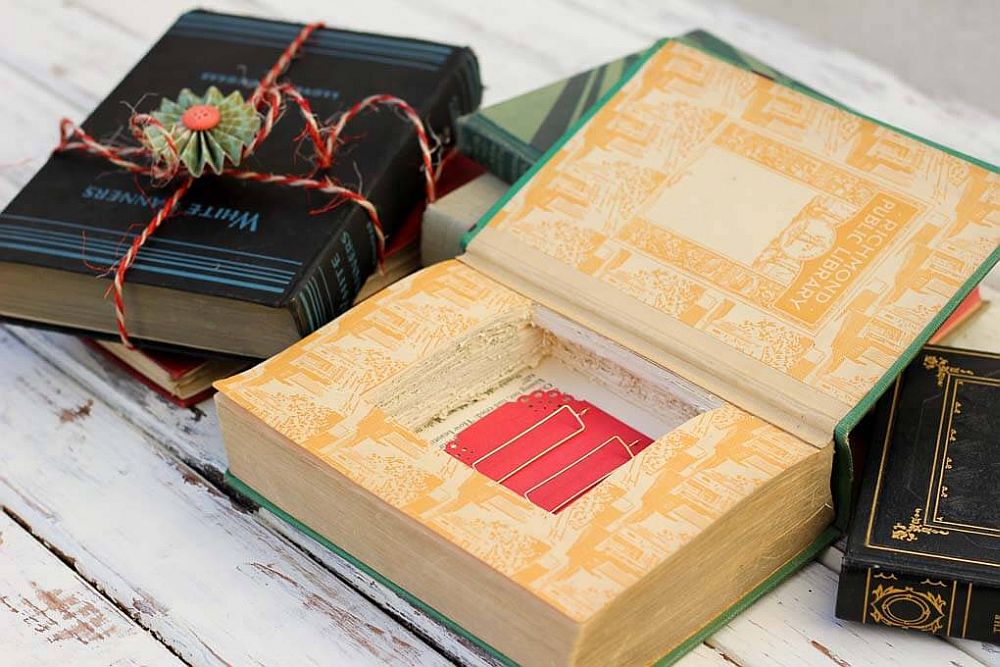 old-books-turned-into-unique-gift-boxes.jpg